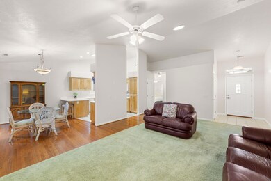 145 N Mall Dr unit 35, Saint George, UT 84790 - photo 5