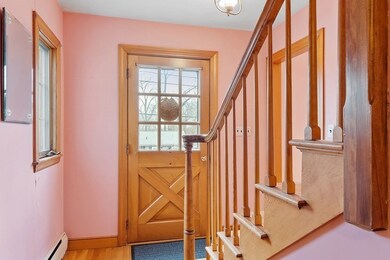 22 Reynolds Rd, Wakefield, MA 01880 - photo 4