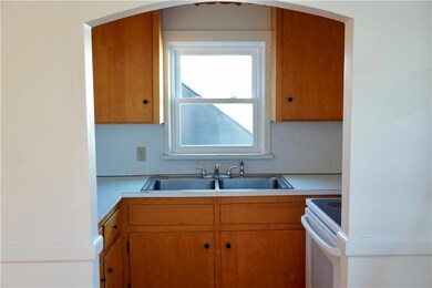 286 County Rd unit 1, Barrington, RI 02806 - photo 7