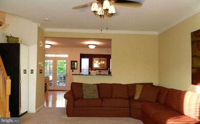 2571 Chase Wellesley Dr, Herndon, VA 20171 - photo 7