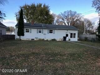 905 13th Ave S, Grand Forks, ND 58201 - photo 3
