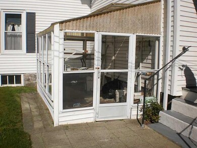 451 Willow St, Woonsocket, RI 02895 - photo 4