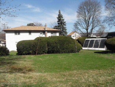 1218 Clay Ave, Scranton, PA 18510 - photo 7