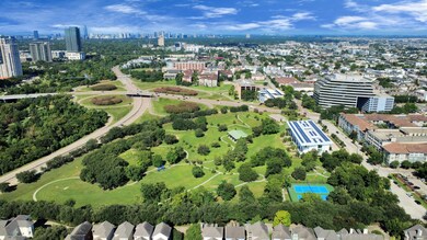 3003 Memorial Ct unit 2137, Houston, TX 77007 - photo 2