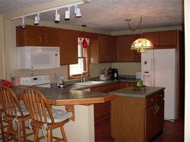 20 Windy Hill Dr, Wareham, MA 02576 - photo 3