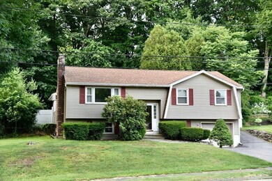 106 Bumble Bee Cir, Shrewsbury, MA 01545 - photo 2