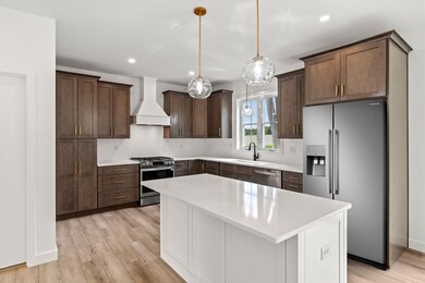 1 Lily Ln, Londonderry, NH 03053 - photo 4