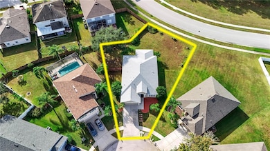 27211 Liriope Ct, Wesley Chapel, FL 33544 - photo 2