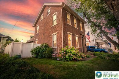 515 Maple St, Bethlehem, PA 18018 - photo 2