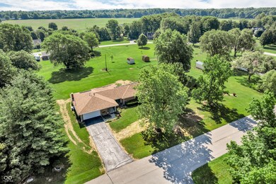 2571 Stonybrook Ln, Franklin, IN 46131 - photo 2