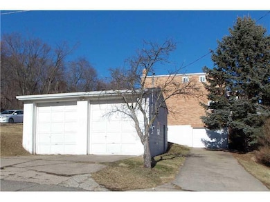 Parking Lot/Garage.