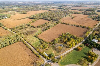 7093 Forest Preserve Rd, Rockton, IL 61072 - photo 3