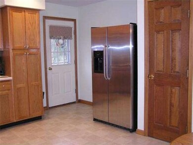 186 Great Neck Rd, Wareham, MA 02571 - photo 5