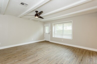 16410 Barcelona Dr, Friendswood, TX 77546 - photo 6