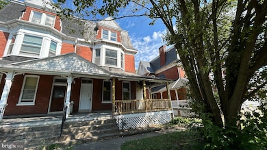 555 Madison Ave, York, PA 17404 - photo 2