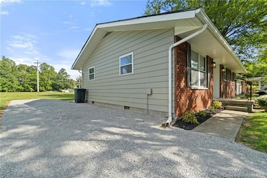 2080 Edgewood Dr, Charlestown, IN 47111 - photo 3