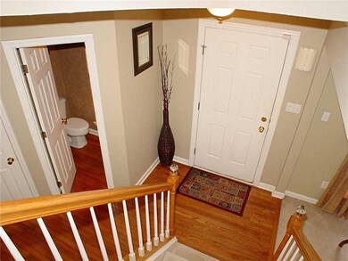 Entry/Foyer.