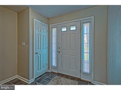 8 Nicole Ct, Woodbury, NJ 08096 - photo 3