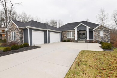 5630 Treeline Dr, Columbus, IN 47201 - photo 2