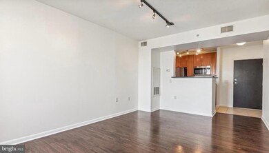 Continental Ballston unit 1016, Arlington, VA 22203 - photo 5