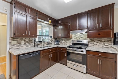 2915 E Ashcroft Ave, Fresno, CA 93726 - photo 5