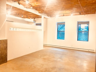 717 Atlantic Ave unit 4D, Boston, MA 02111 - photo 2