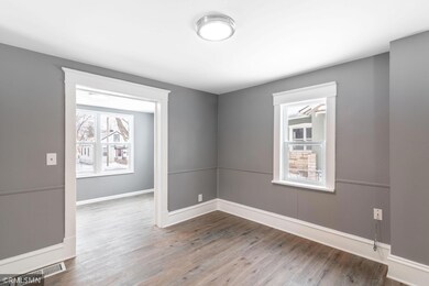 2743 Russell Ave N, Minneapolis, MN 55411 - photo 7