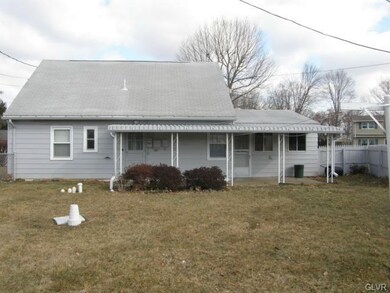 96 Wilden Dr, Easton, PA 18045 - photo 4