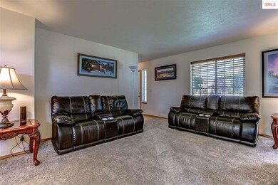 Nice Open Floorplan