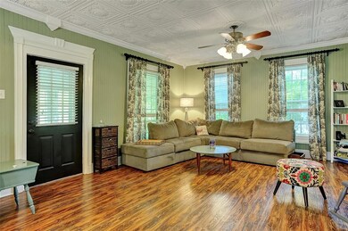 1305 S Crockett St, Sherman, TX 75090 - photo 5