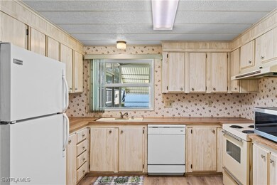 243 Poinsettia Dr, Fort Myers, FL 33905 - photo 2