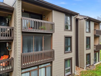 1115 Canyon View Rd unit 504, Northfield, OH 44067 - photo 4