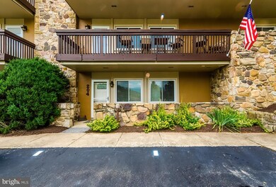 1836 Fairway Dr unit 204, Basye, VA 22810 - photo 2