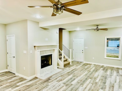 4390 Oaks Royal Dr, Memphis, TN 38128 - photo 3