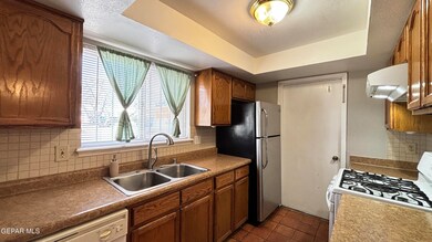 11104 Vista Lago Place unit A, El Paso, TX 79936 - photo 3