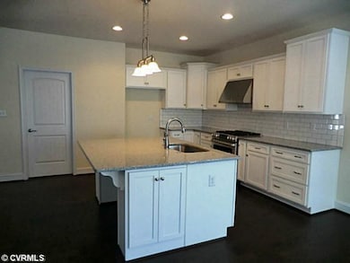 Kitchen - Similar kitchen layout