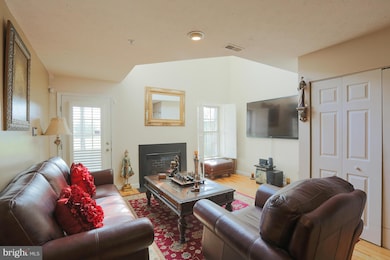 203 Toddson Ln, Owings Mills, MD 21117 - photo 4