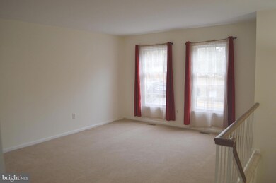 6812 Earthstar Ct, Springfield, VA 22152 - photo 5