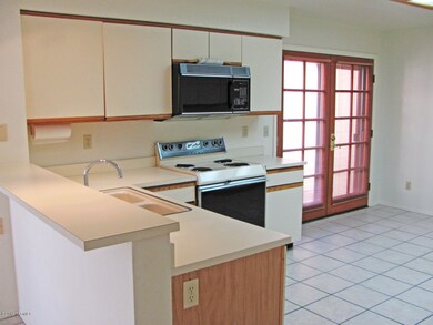 226 E Horizon Cir unit 104, Tucson, AZ 85737 - photo 6