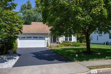 20 Hunters Pointe, North Middletown, NJ 07748 - photo 2
