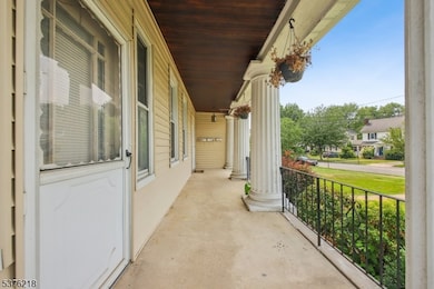 44 Oberlin St, Maplewood, NJ 07040 - photo 2