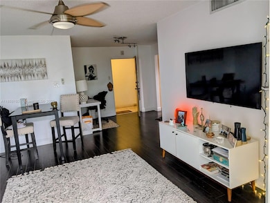 3304 Virginia St unit 4A, Miami, FL 33133 - photo 4
