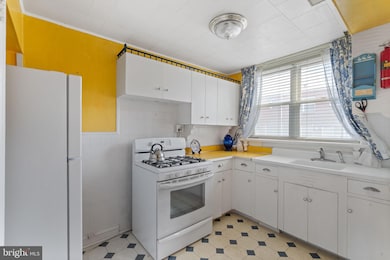 1312 E Sharpnack St, Philadelphia, PA 19150 - photo 6