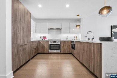 Nine On The Hudson unit 405, West New York, NJ 07093 - photo 3