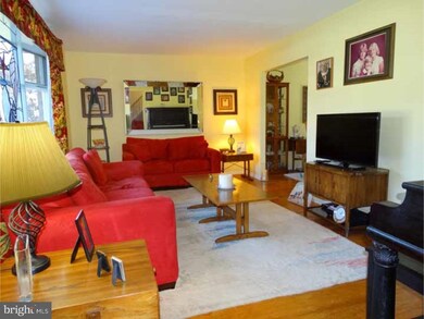 21 Bernard Dr, Morrisville, PA 19067 - photo 2