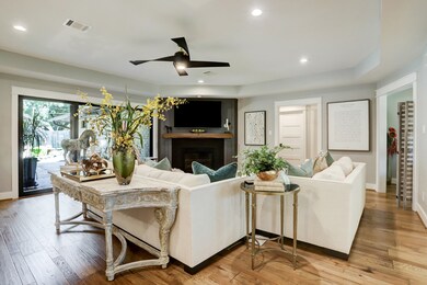 10018 Burgoyne Rd, Houston, TX 77042 - photo 7