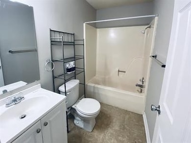 1515 Rogers Cir, Manchester, TN 37355 - photo 4