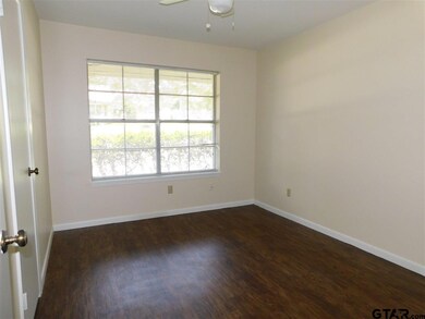 731 731 Jeffery, Tyler, TX 75703 - photo 6