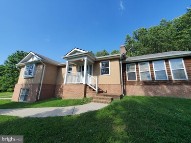 14421 Winchester Grade Rd, Berkeley Springs, WV 25411 - photo 2