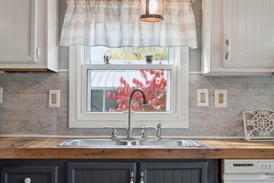 290 Calef Hwy unit C14, Epping, NH 03042 - photo 5